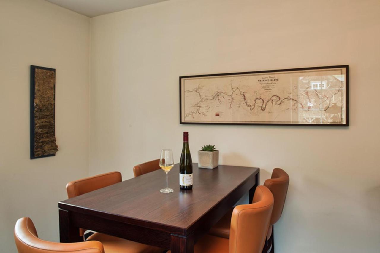 Weingut & Gaestehaus Christoph Cluesserath Trittenheim Buitenkant foto